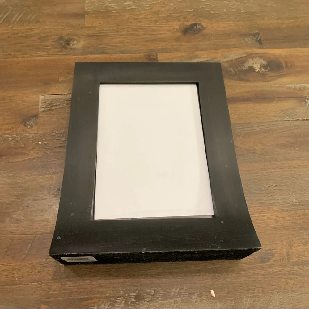 Dark gray heavy freestanding photo frame for size 5x7 photo